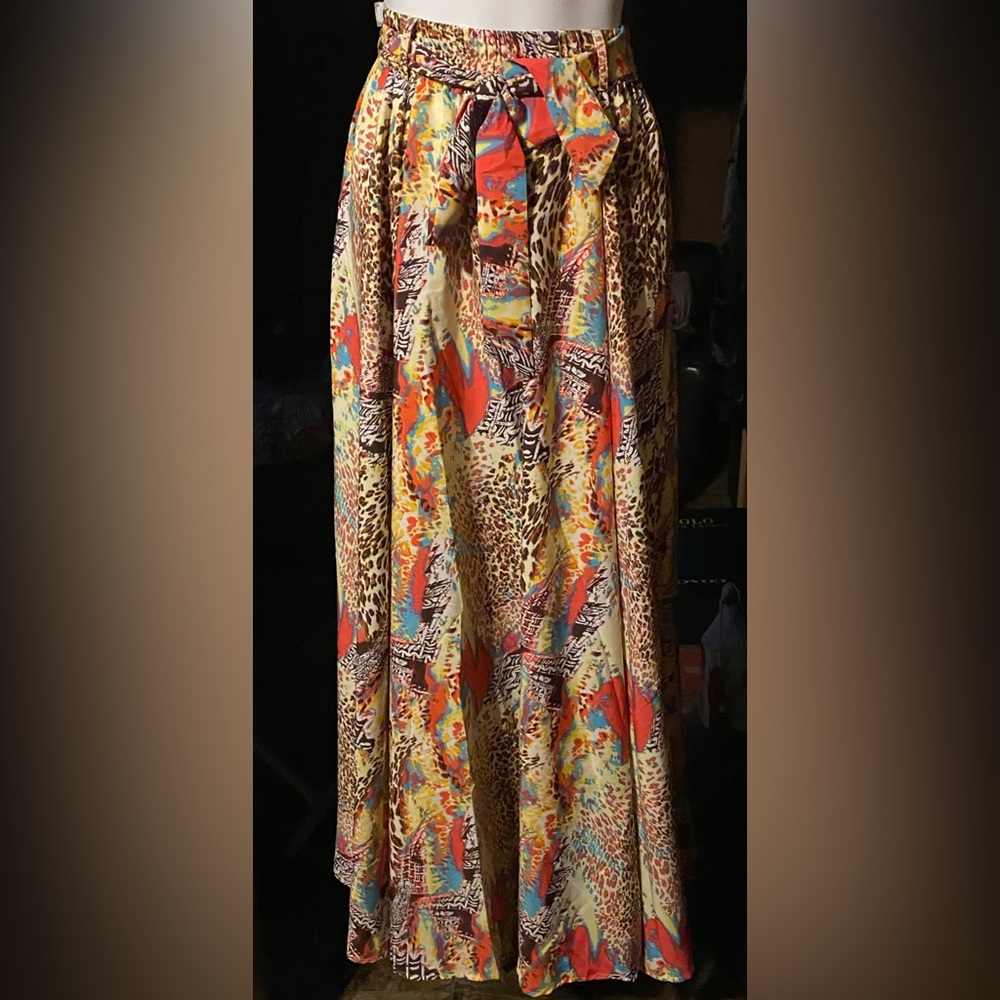 Multi Print Maxi Skirt w/ Non-detachable belt & elastic back waistband - NWT